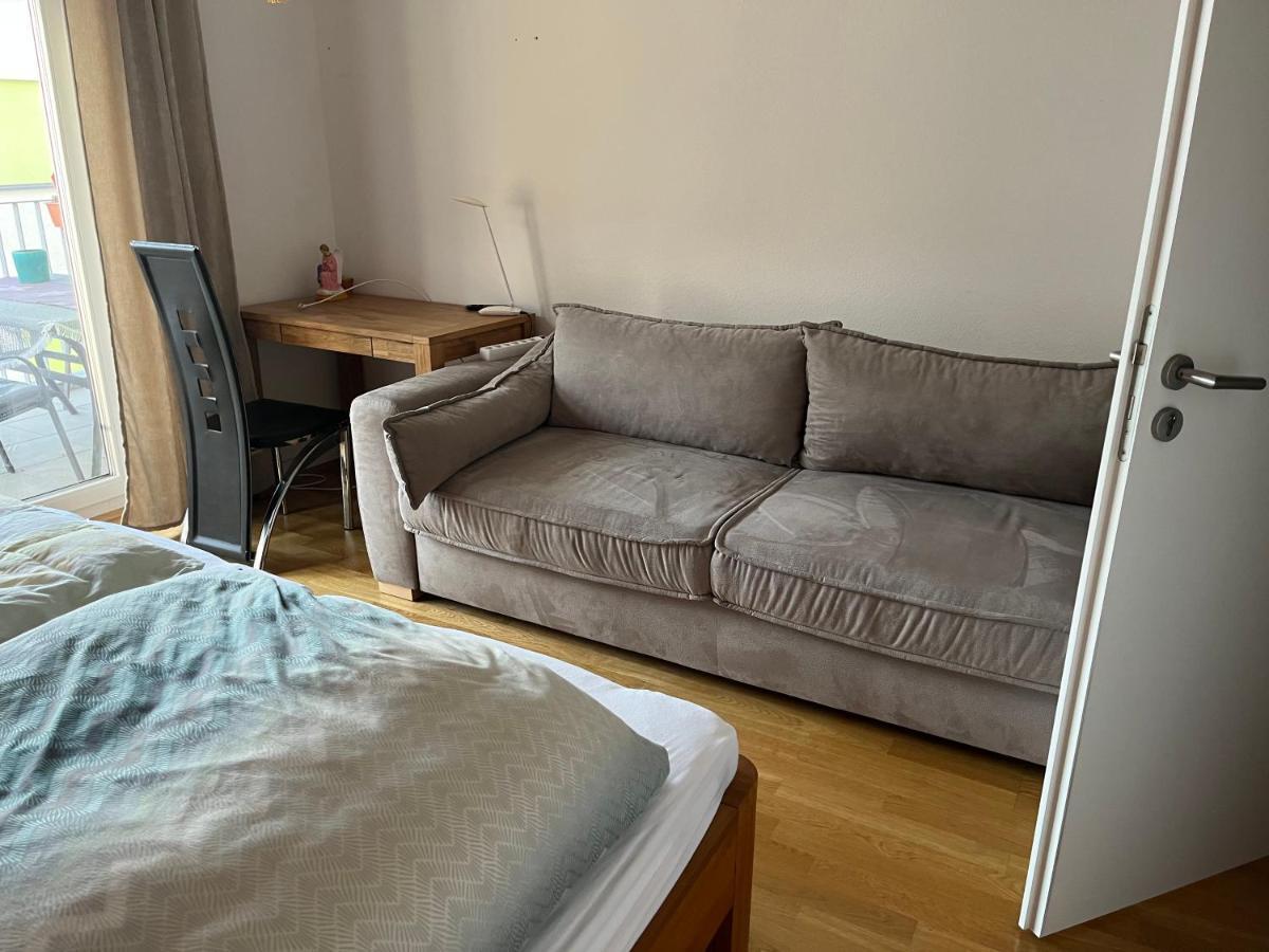 Schoenes Zimmer In Zentraler Lage Ульм Экстерьер фото